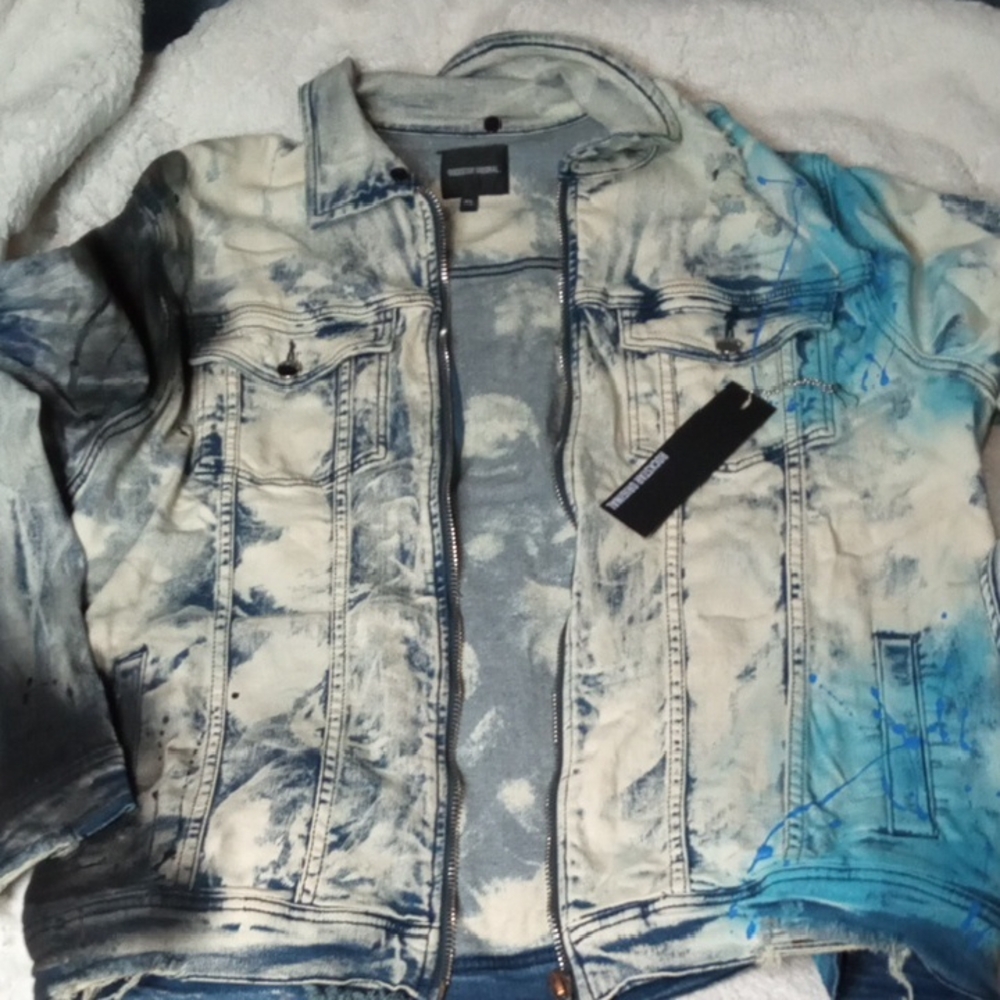 Blue and White Lightweight Shirt Jacket